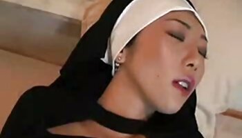 Carino pulcino giapponese anziana scopa giovane sexy stripshow webcam