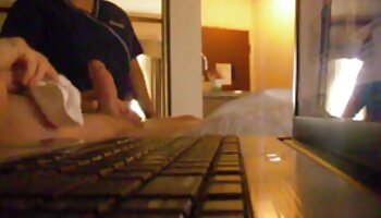 Slut tedesca tettona prende vecchie si masturbano un grosso cazzo dal culo alla bocca