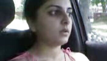 adolescente dai grossi video porno nonne arrapate seni scelta per scopare sul sedile posteriore